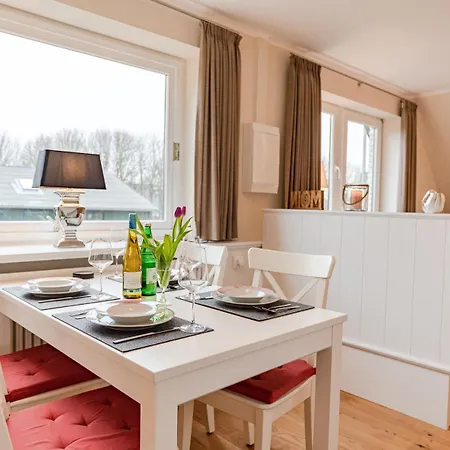 White House 2 Alkersum