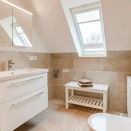 White House 2 Апартаменты Alkersum